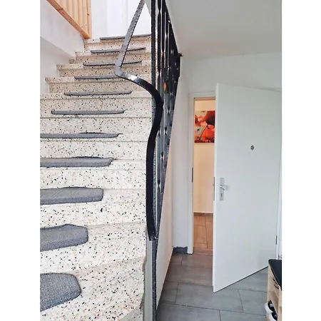 Royal Grosszuegige 4 Zimmer-wohnung Mit Balkon Muhlhausen (Erlangen-Hochstadt)
